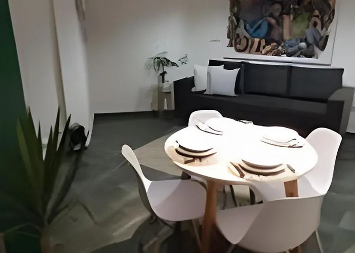 Alvear Flats II